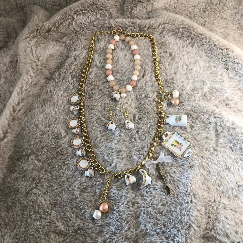 “Tea time” charm necklace, earrings and bracelet